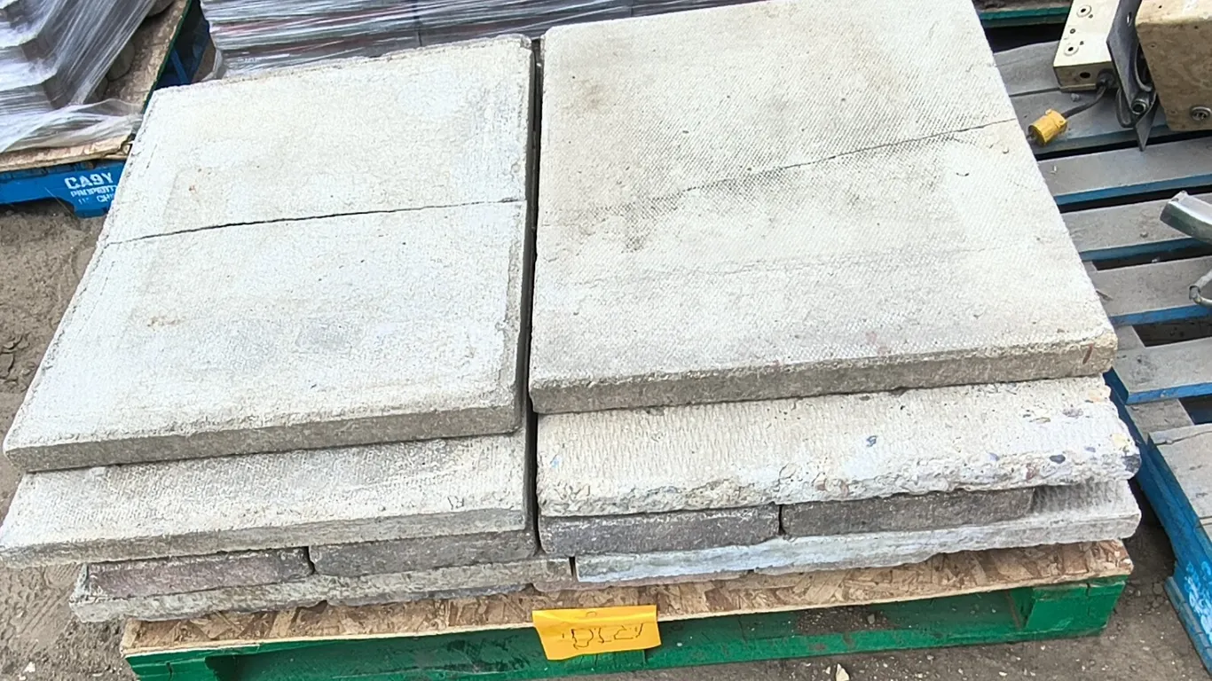 Concrete Patio Slabs and Pavers