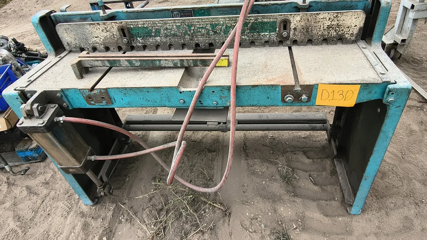 Hydraulic Plate Shear / Sheet Metal Shear