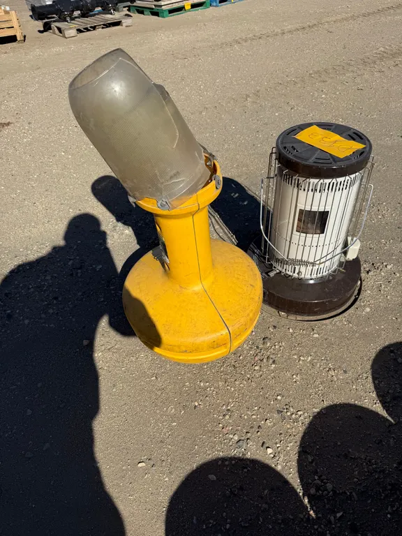 Portable Kerosene-Oil Heater and Yellow Wobble Light (For Parts)