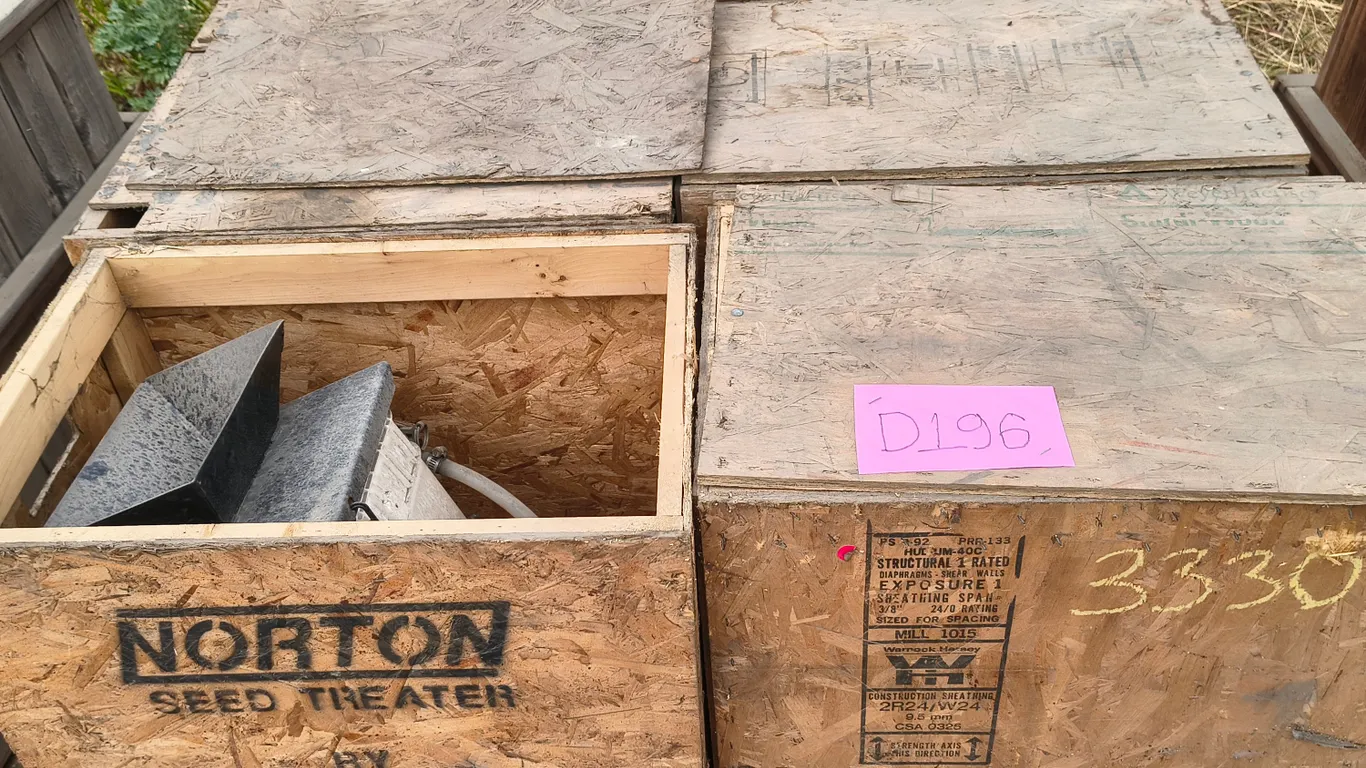4 Norton Seed Treater Units by Dutch Industries and misc parts