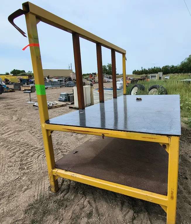 Steel work bench