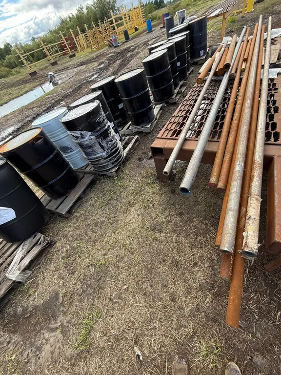 16 Pieces of Miscellaneous Round Bar/Tube/DOM *has been outside for a couple weeks*