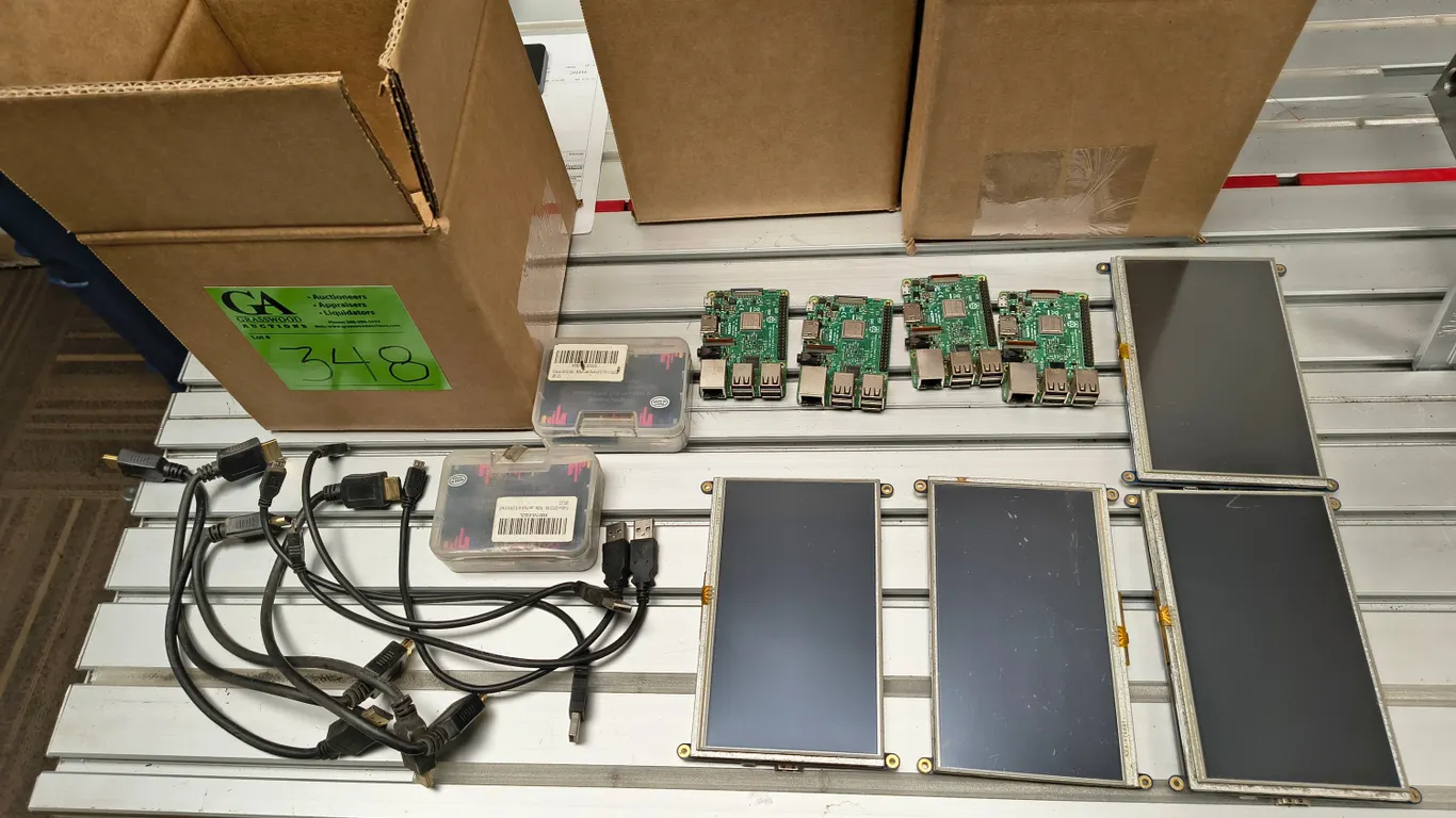 Lot of 4 Raspberry PI3s with 4 RFID Readers and Fobs, 4 Touch Screens. can ship to Saskatoon