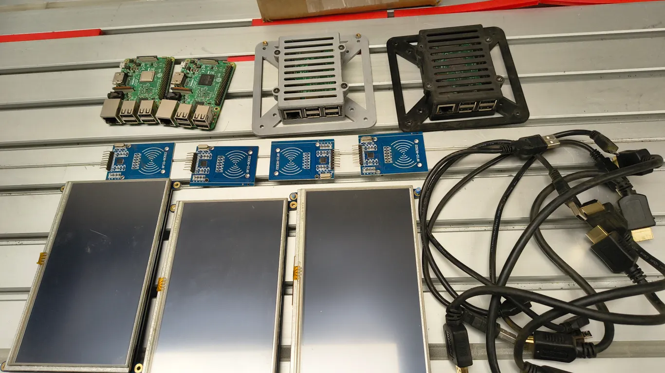 Lot of 4 Raspberry PI3s with 4 RFID Readers, 3 Touch Screens. can ship to Saskatoon