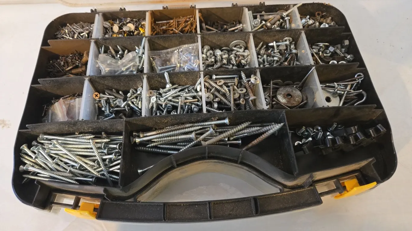Misc. Hardware - in bin