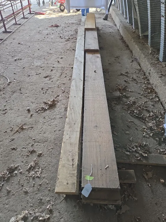 Mixed 2 by lumber mainly 2x6 & 2x10