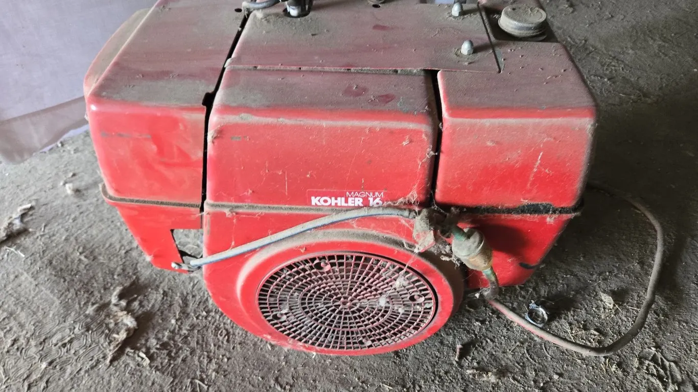 Kohler 16HP Engine w/ electric start