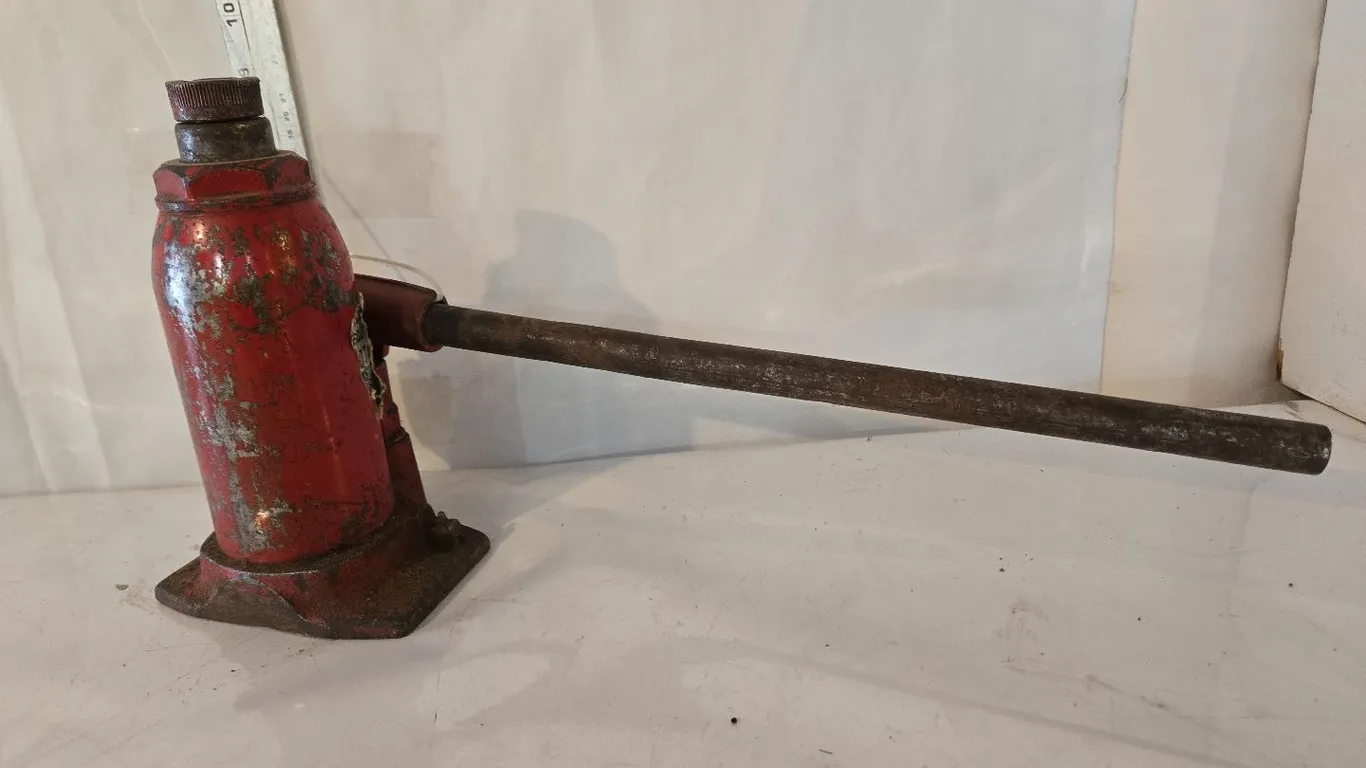 10 Ton Bottle Jack