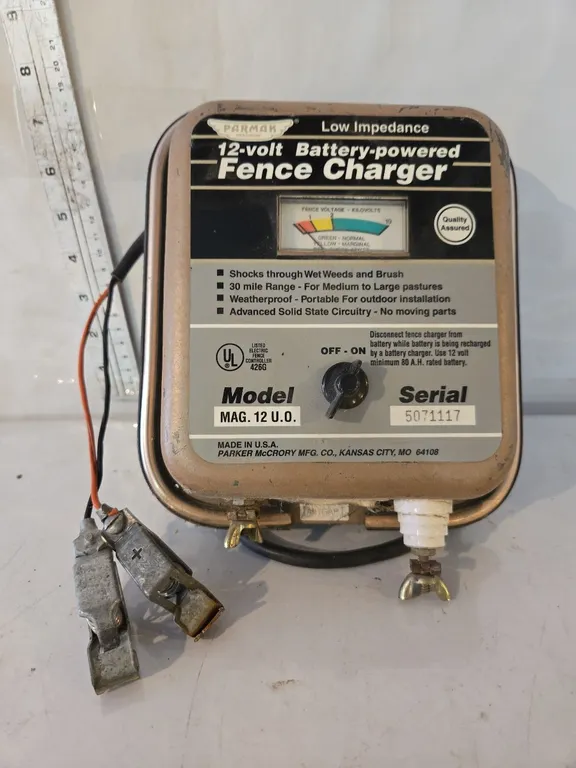 Parmak Model Mag. 12 U.O Electric Fencer