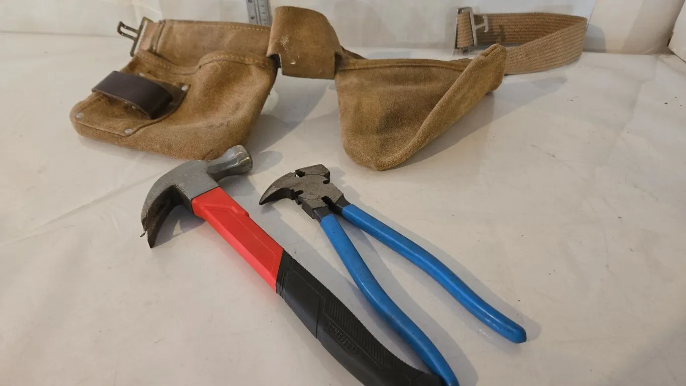 Tool Belt & Hammer