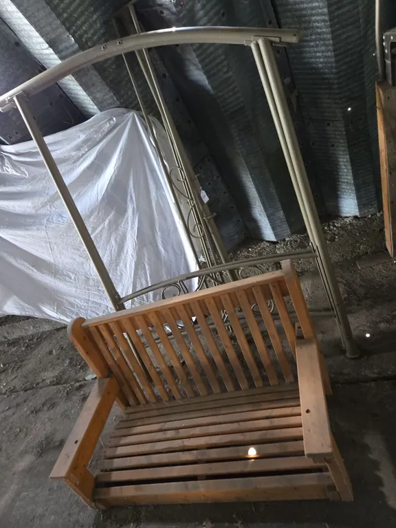 Patio swing w/ homemade bench - needs chain/rope to complete