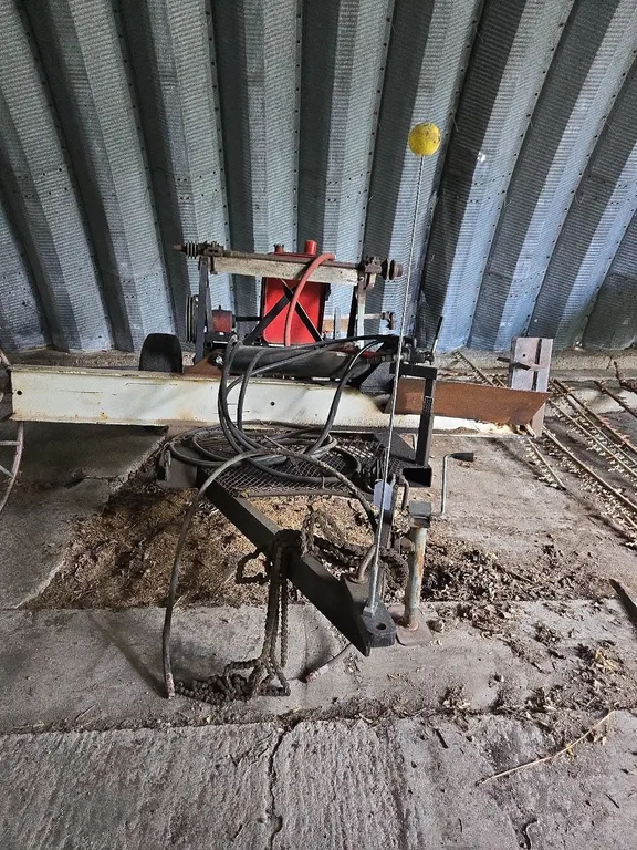 Homemade HD Wood Splitter w/ Saw Mandrel on trailer