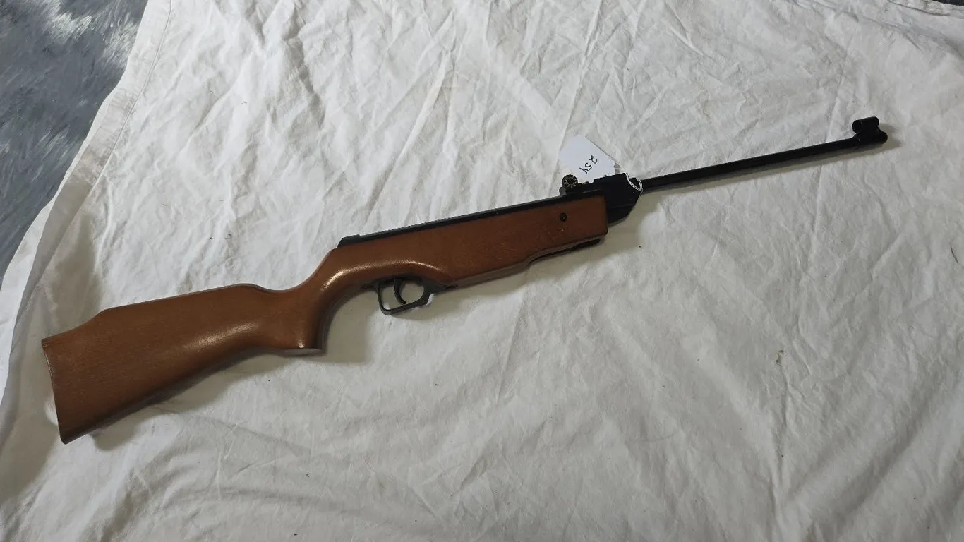 Ruko .177 cal. pellet gun