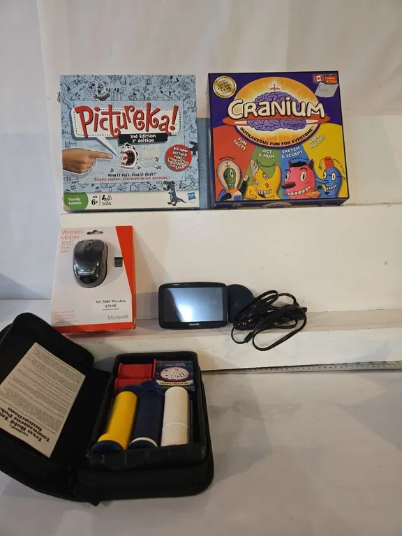 Family Games, Wireless Mouse, GPS (2013)