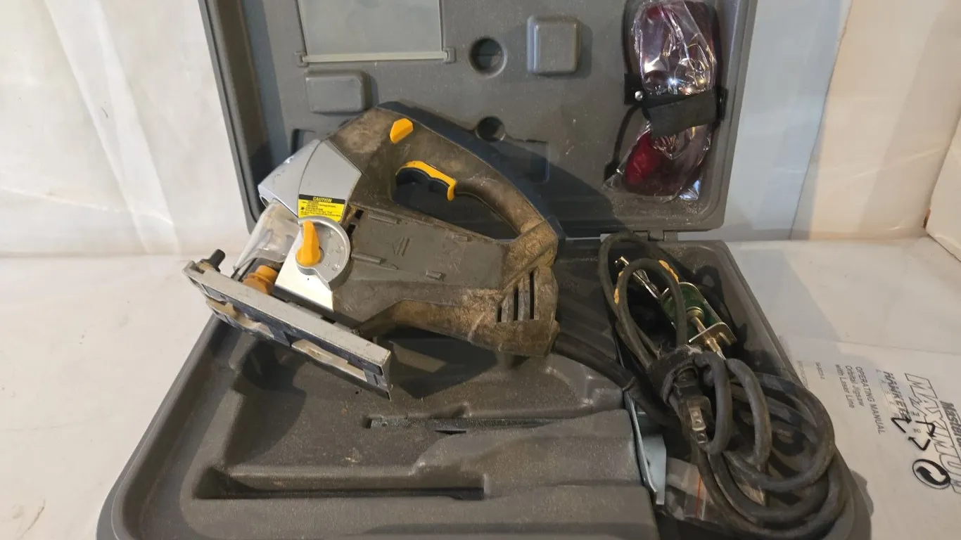 Mastercraft Orbital Jigsaw w/ Laser Line, in case