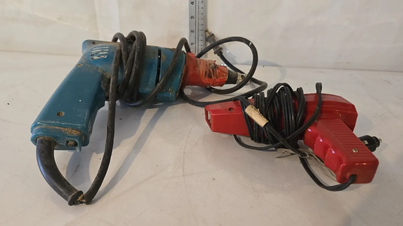 Makita Drywall Screw Driver (taped & cord taped), Vision -Aire Car Defroster