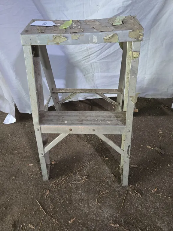 Aluminum Step Ladder - One step