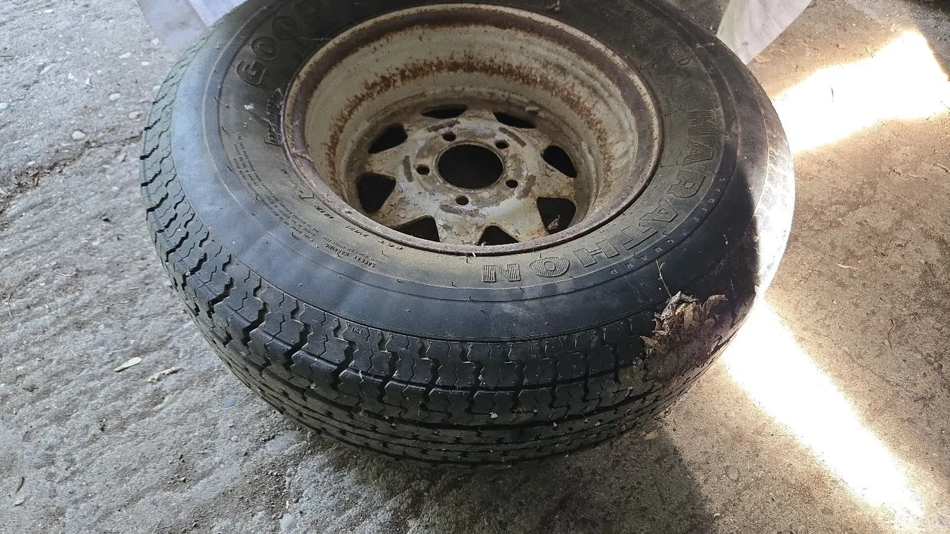 Trailer Tire - ST/225/75/R15