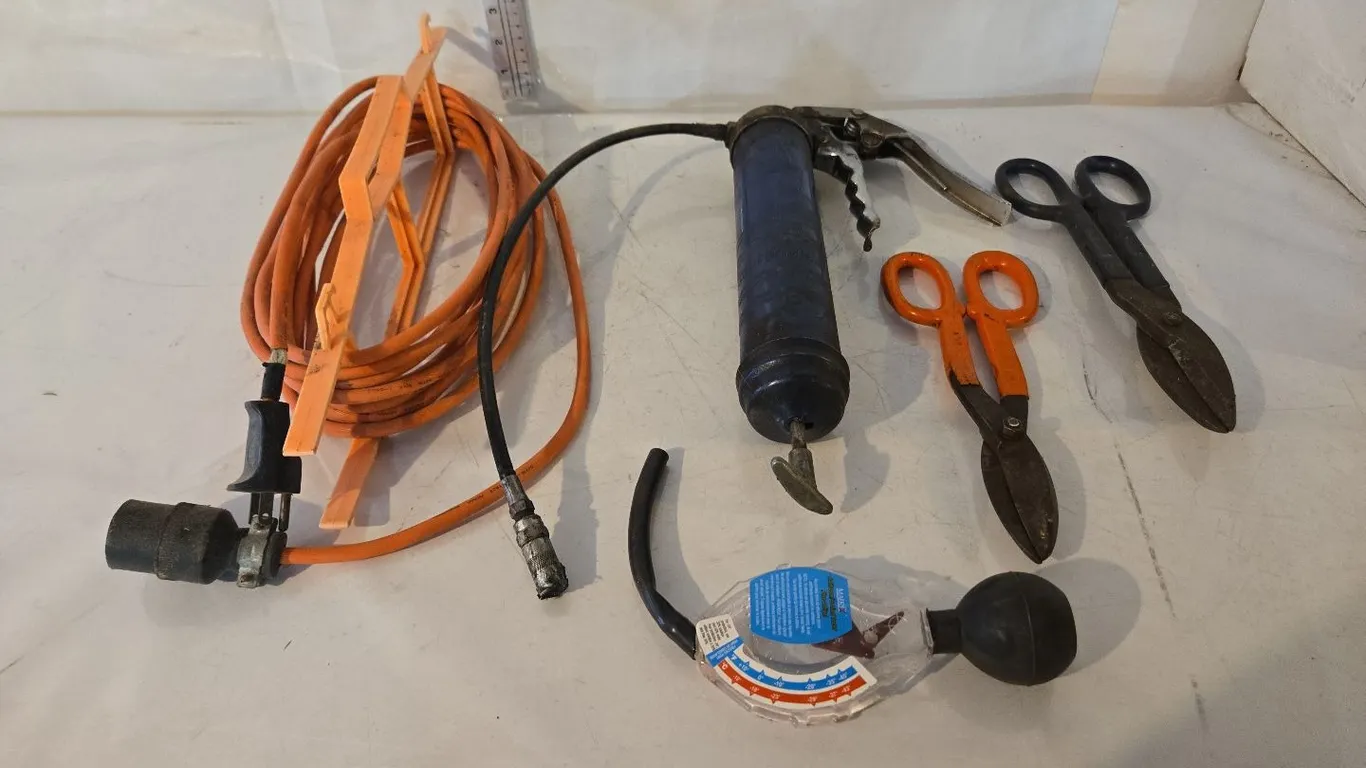 Extension cord, Grease Gun, Snips