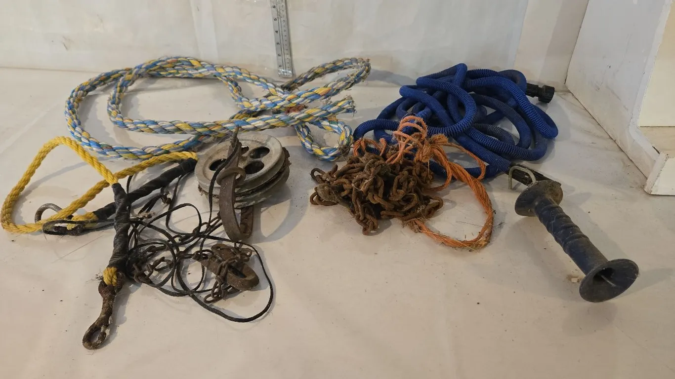 Collapsible Garden Hose, Lead Rope, Chain Hoist