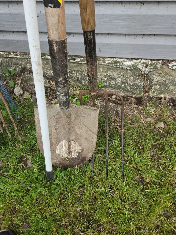 Fork, Spade & Mop