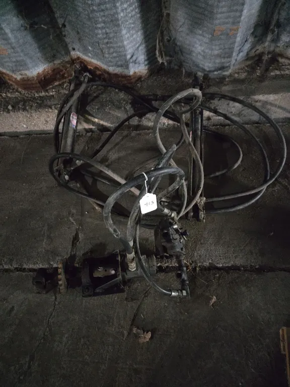 Hydraulic Cylinders (2), Hoses, Pump - Pioneer Ends