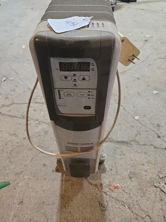 B & D Space Heater