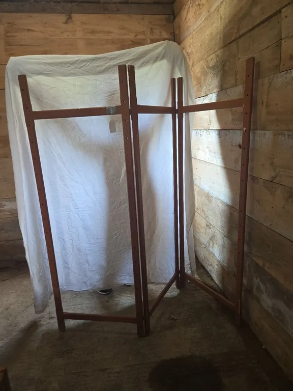 Room Divider - no cloth
