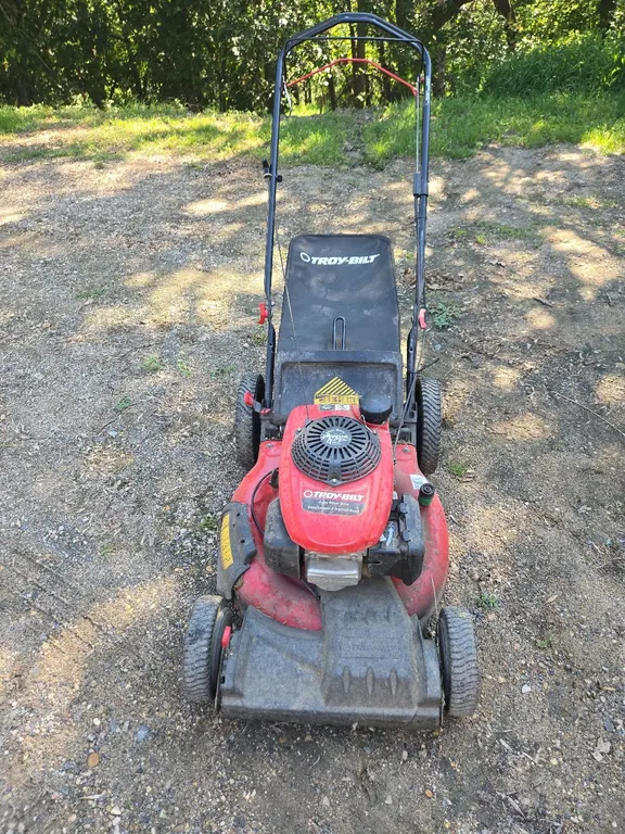 Troy Built Front Wheel Drive Gas Mower - 21" cut