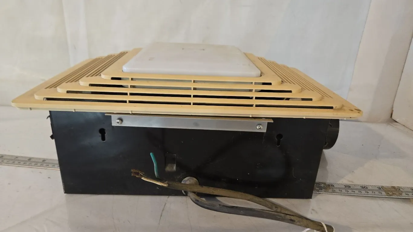 Bathroom Exhaust fan & light combination