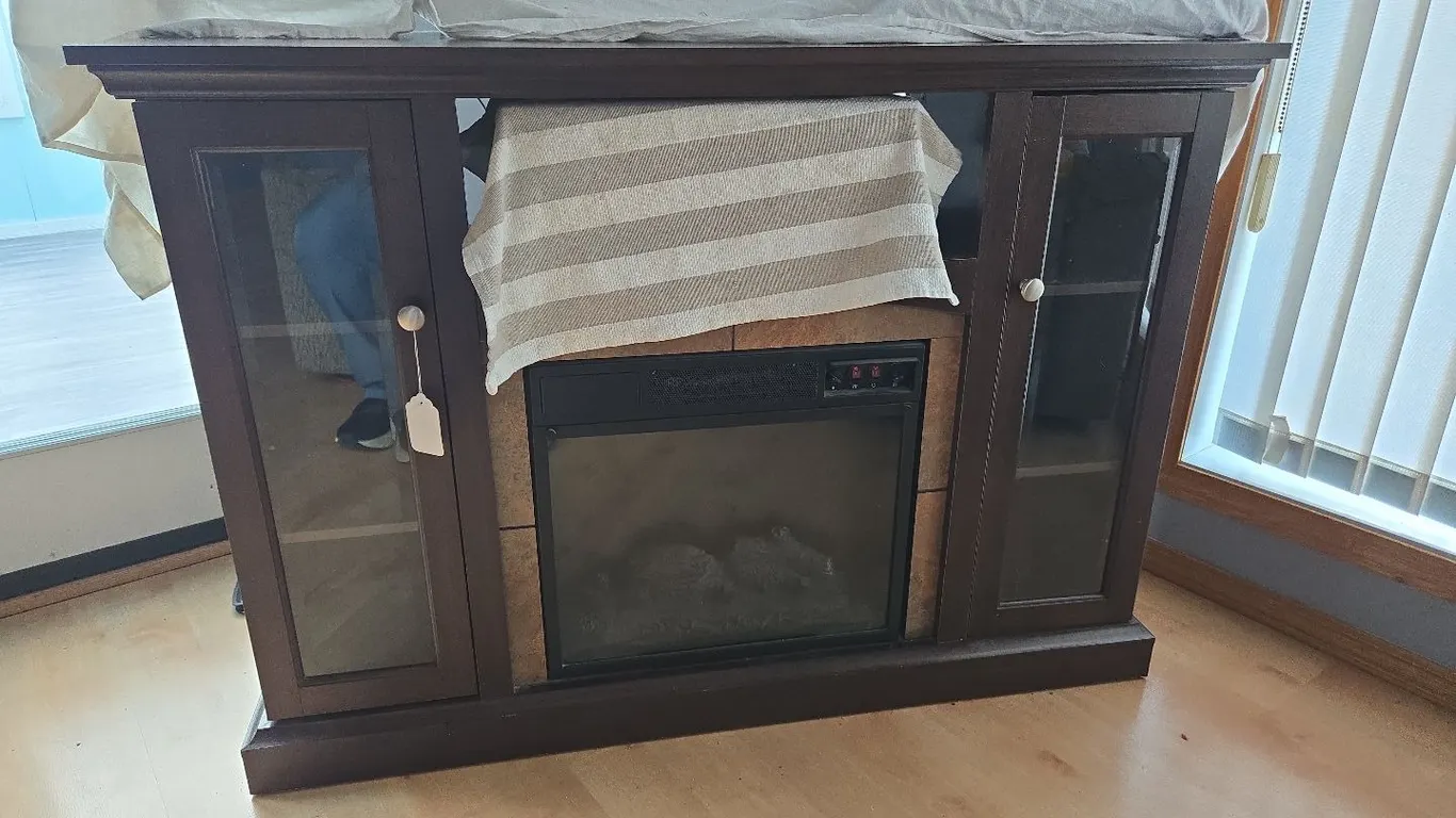 Electric Fireplace , no remote