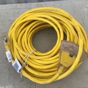Extension cord, approx 100’, 12/3, lighted triple end