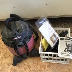 King Canada wet dry vacuum, 5 hp, 8 gal, working, attachments, spare bags