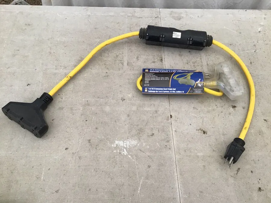 Multi-end extension cords, 1M 14/3, approx 3’ GFI cord