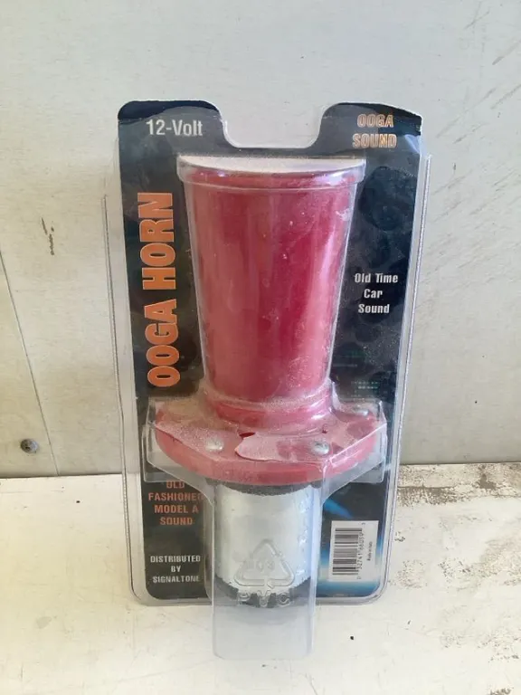 Ooga horn, old time car sound, new