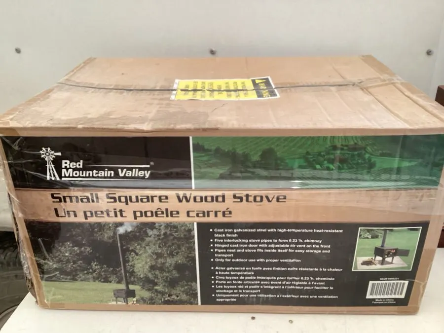 Red Mountain Valley small square wood stove, 12“ x 18“ x 16 1/2“ high, new in box