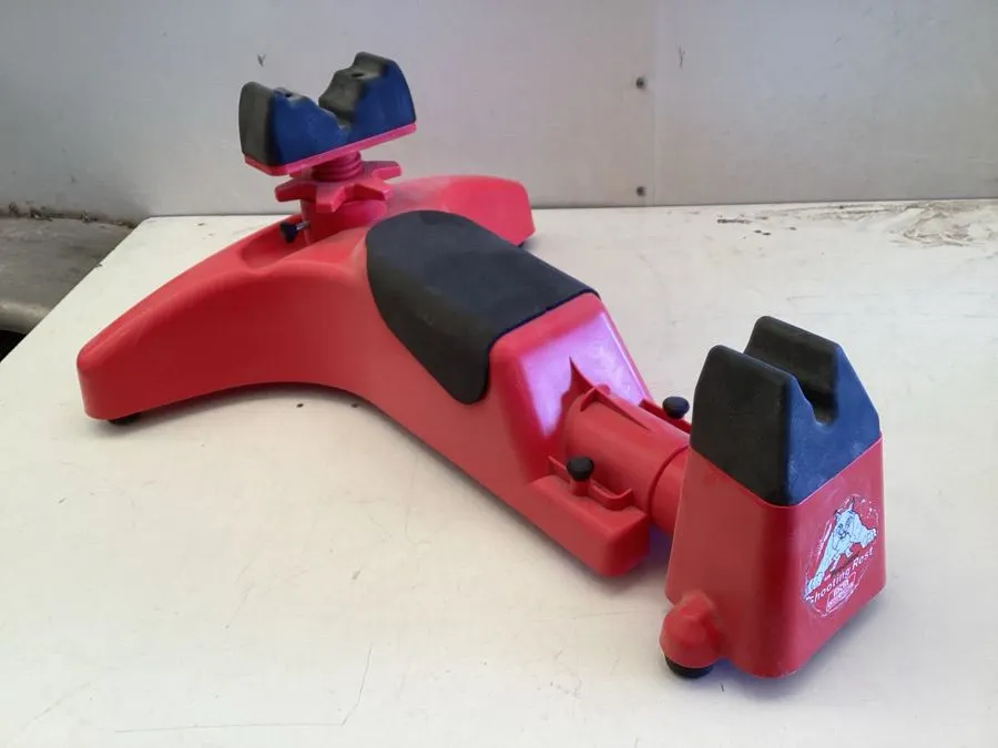 Predator shooting rest