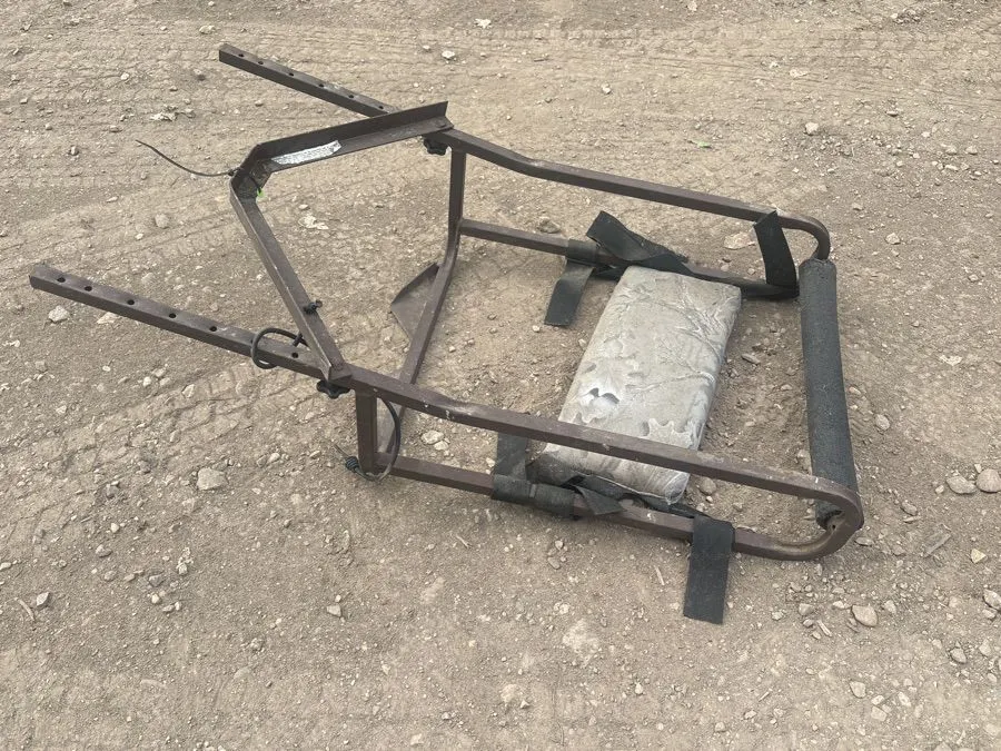 Tree stand, may need new seat/platform
