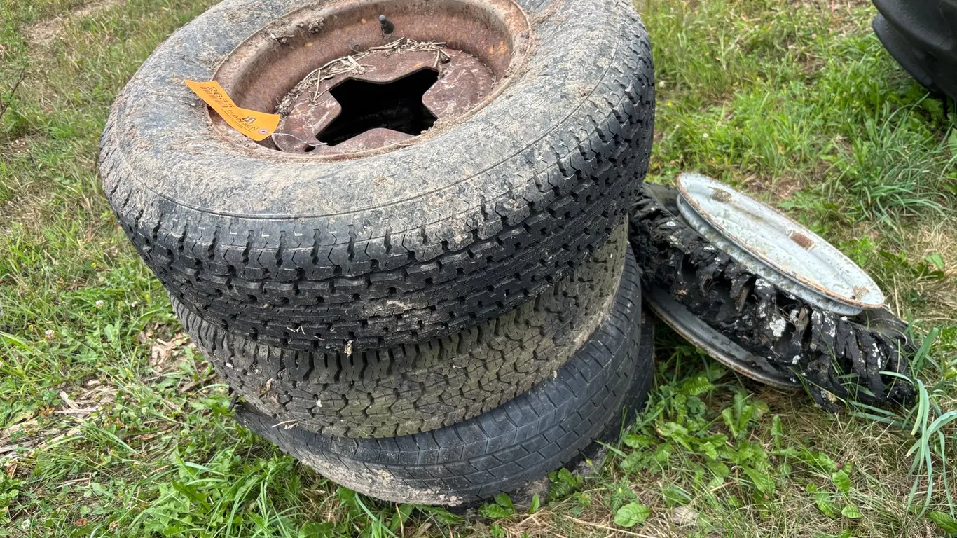 (5) Assorted Tires and Rims