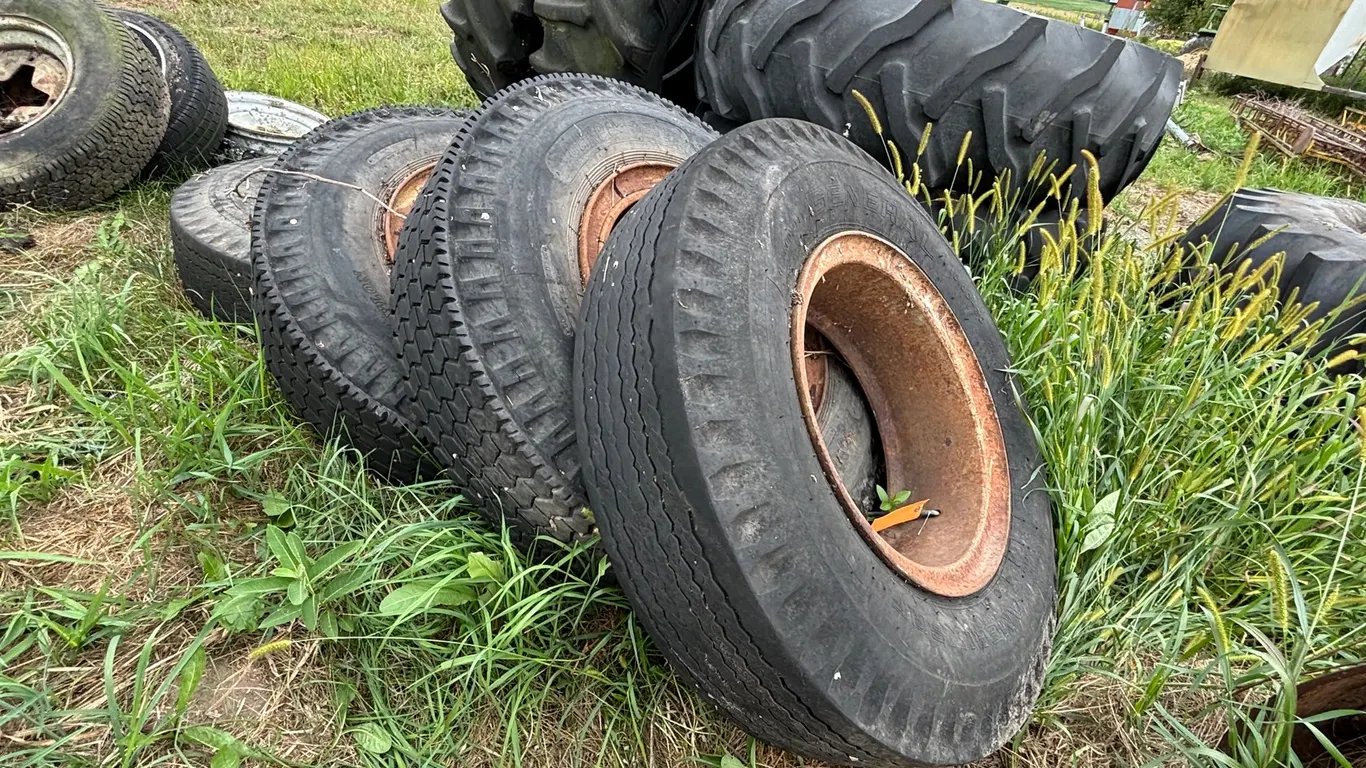 (4) Semi Split Rims and Tires