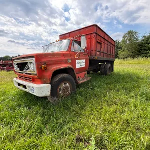 1974 Chevy C60 Grain Truck (Title?)