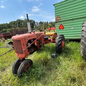 Allis Chalmers C Narrow Front Tractor