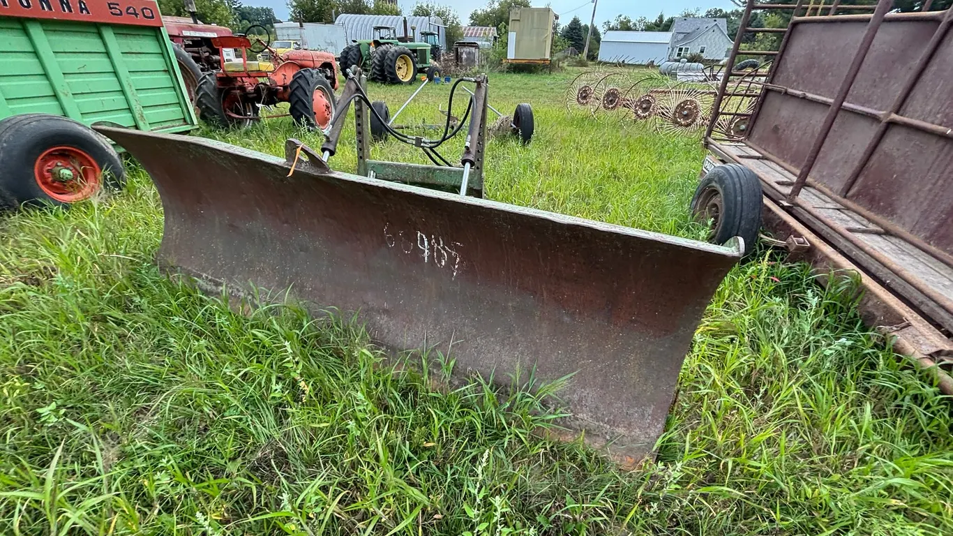 John Deere 542 Heavy Duty Front Blade