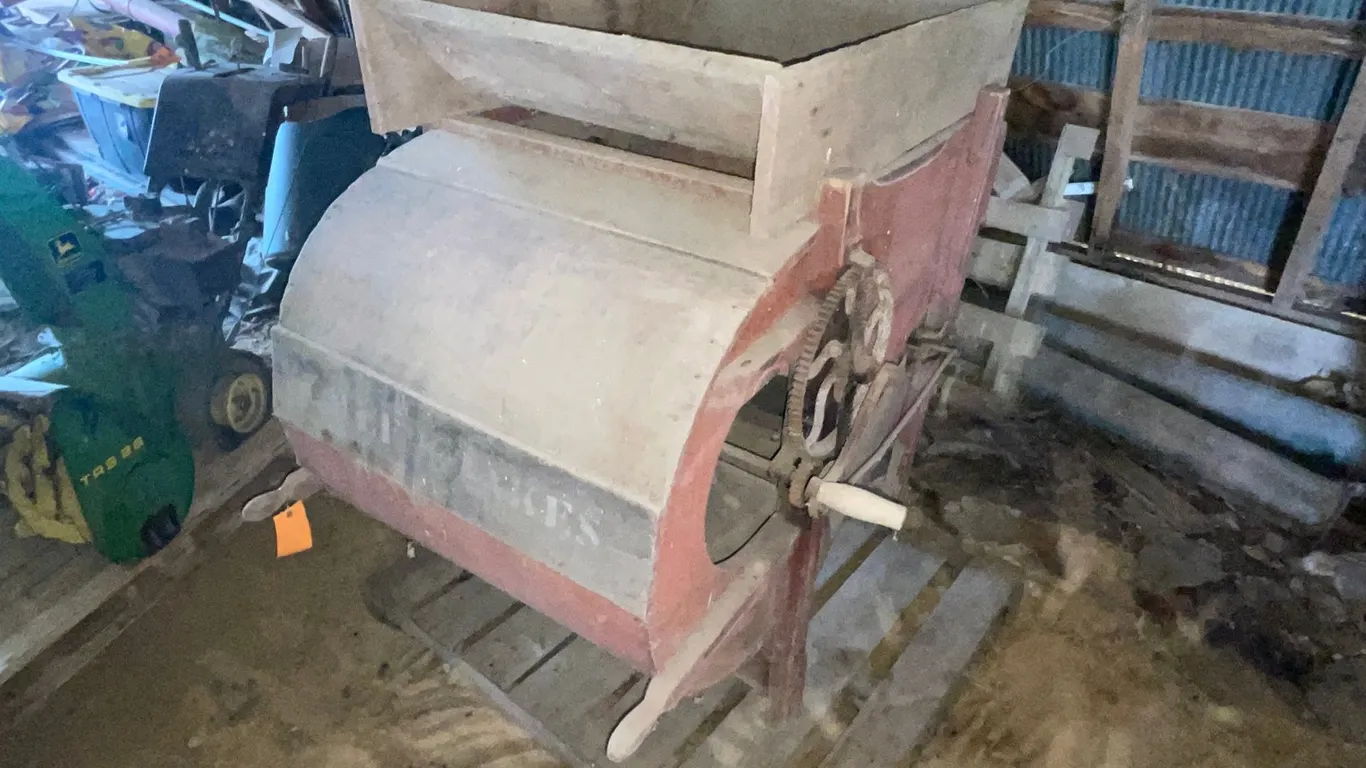 Manual Fanning Mill