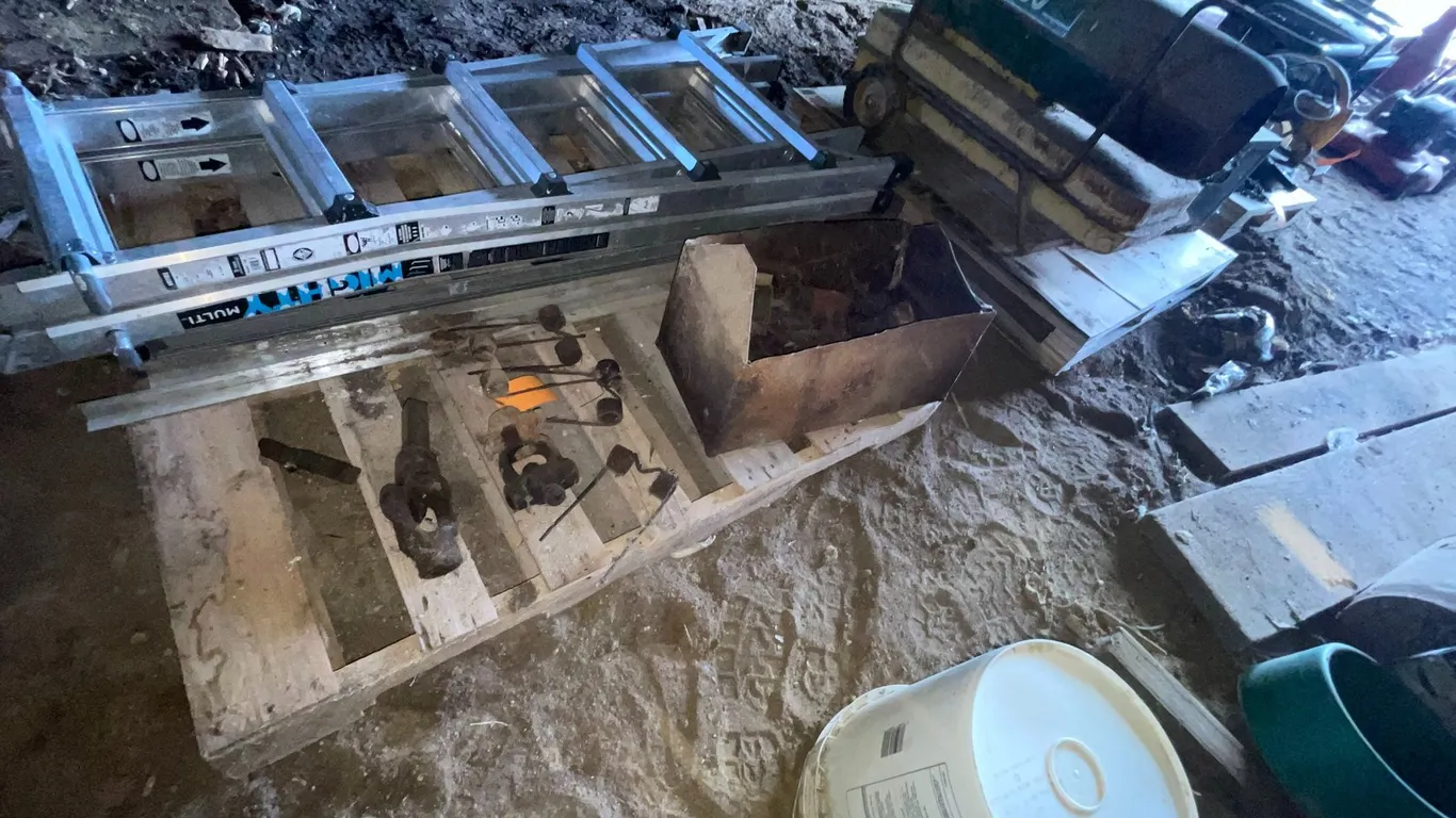 Metal Box with PTO Parts