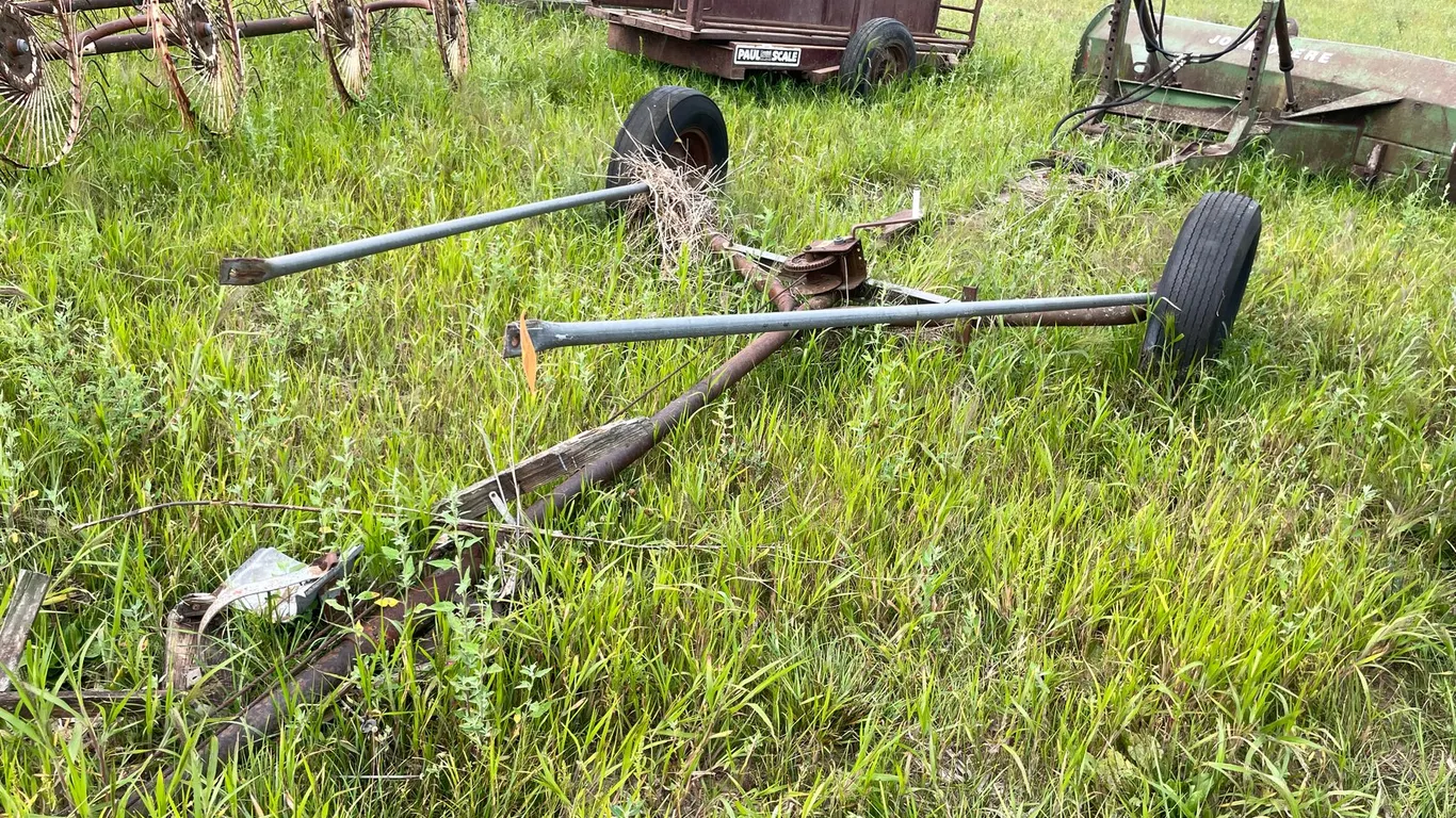 (2) Wheel Cart with Winch