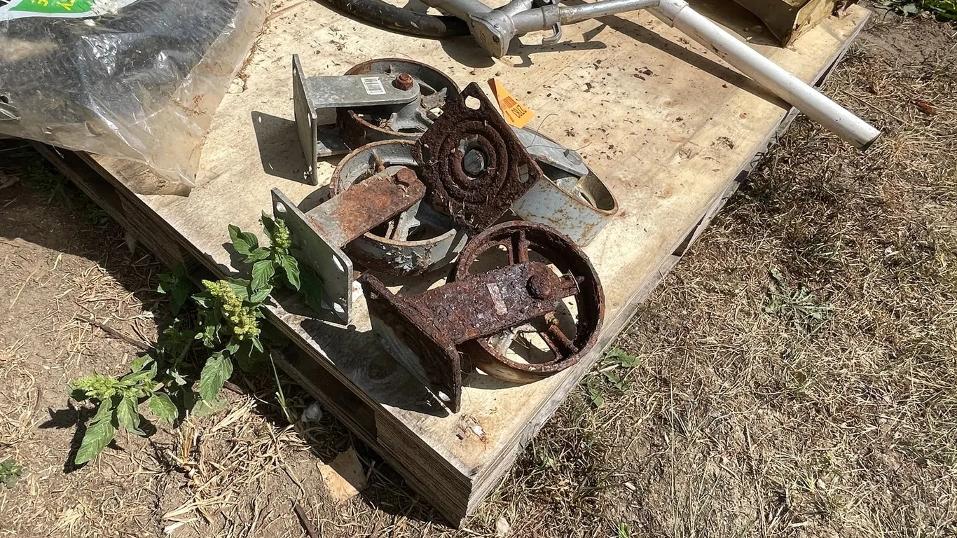 (4) Steel Caster Wheels