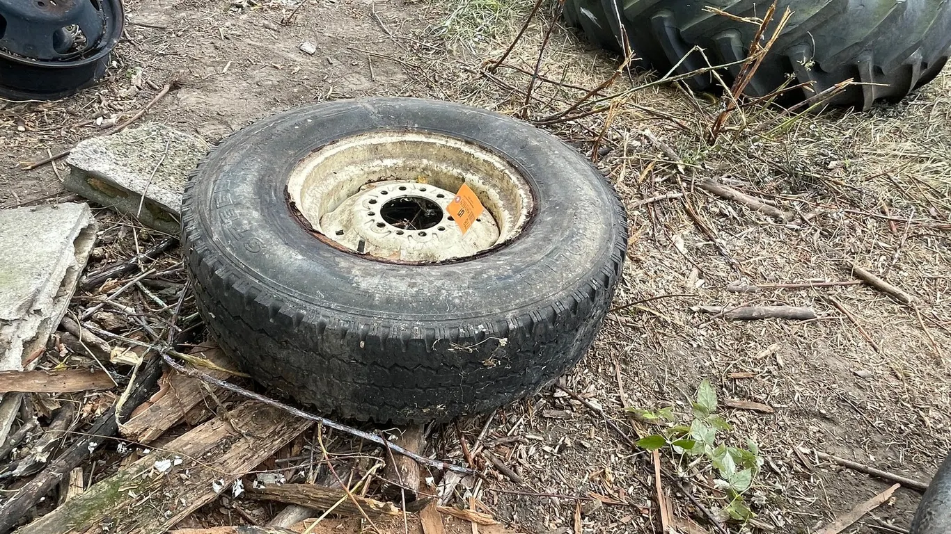 Truck Tire