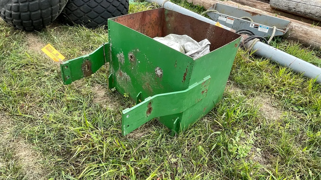 John Deere Front Rock Box