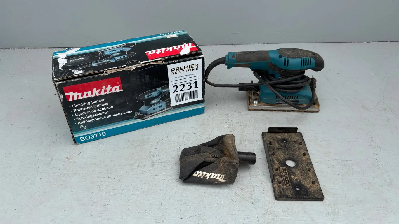 Unused Makita Finishing Sander
